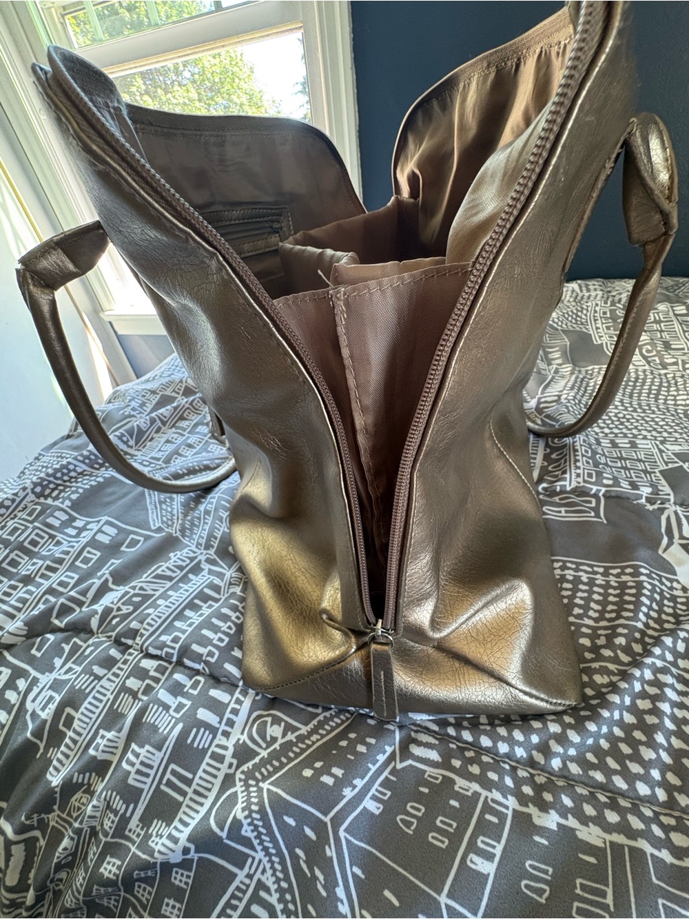 Bueno Vintage Gold Shoulder Tote Bag – Faux Leather Boho Satchel - Picture 7 of 12